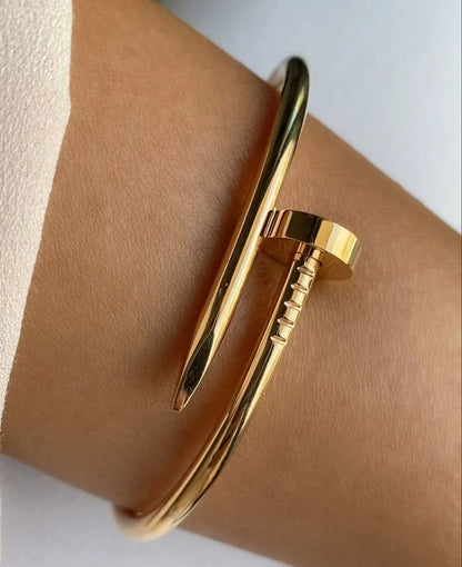Feminine Edge Stack Combo