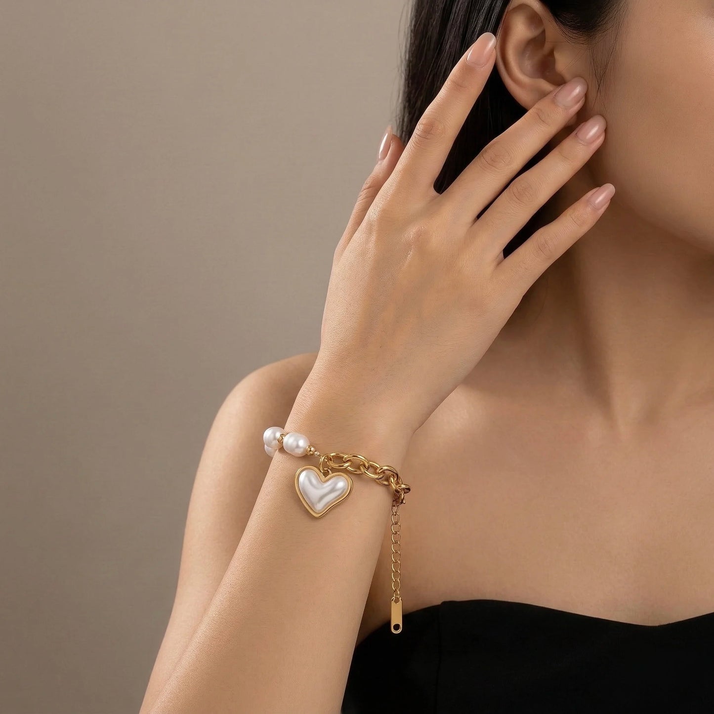 18Kt Gold Plated Elegant Pearl Charm Bracelet