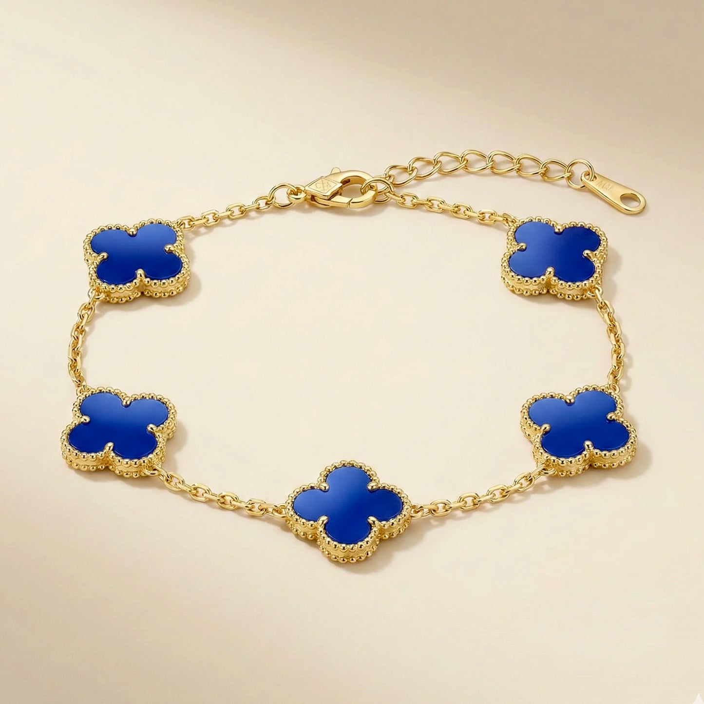 Elegance Blue Clover Bracelet