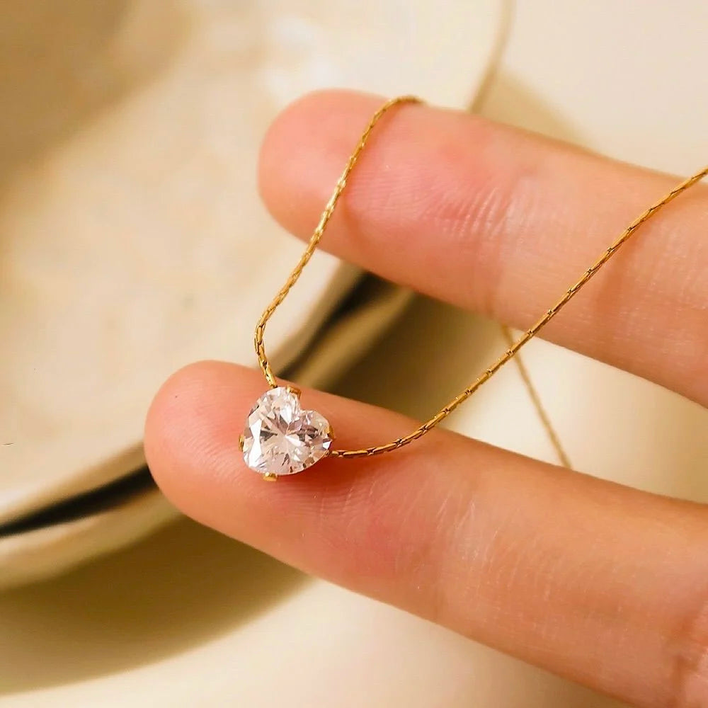 18Kt Gold Plated Solitaire Heart Pendant Necklace