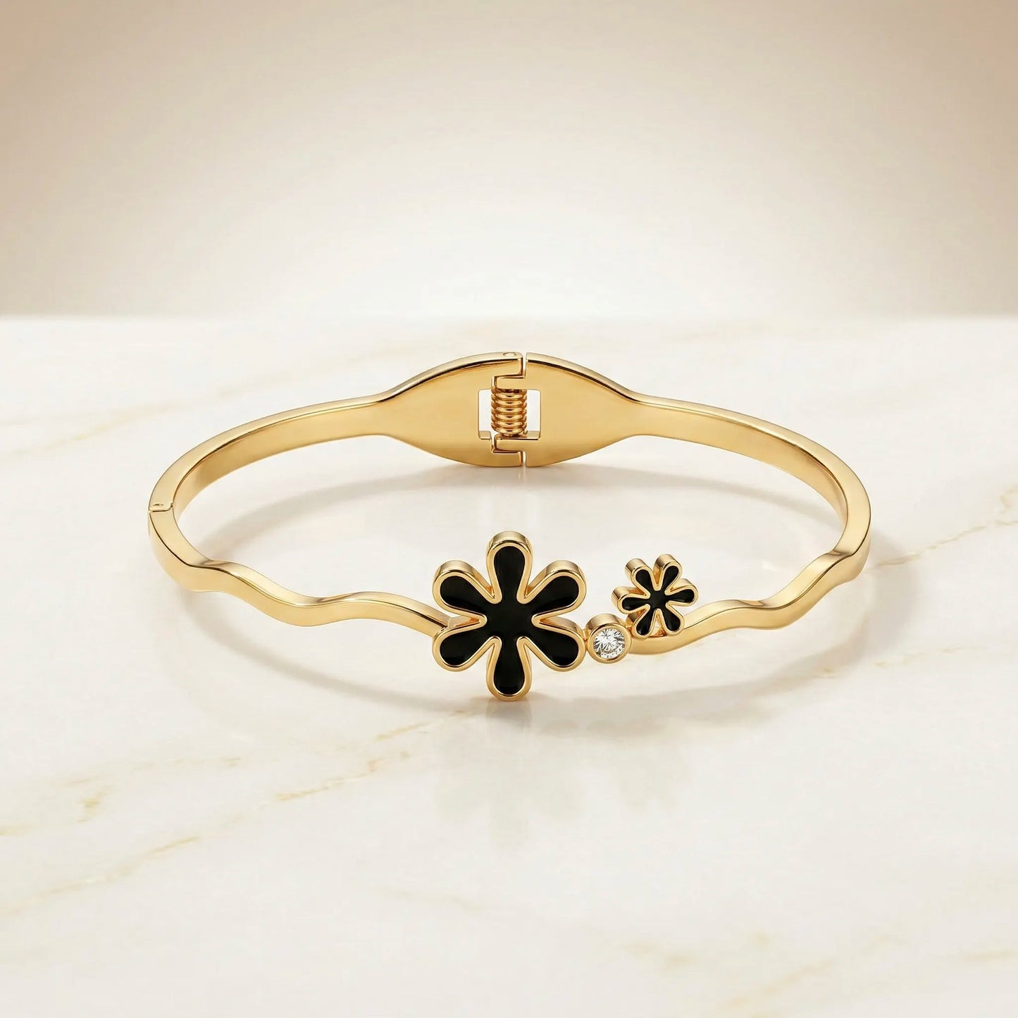 18Kt Gold Plated Minimal Floral Bangle Bracelet