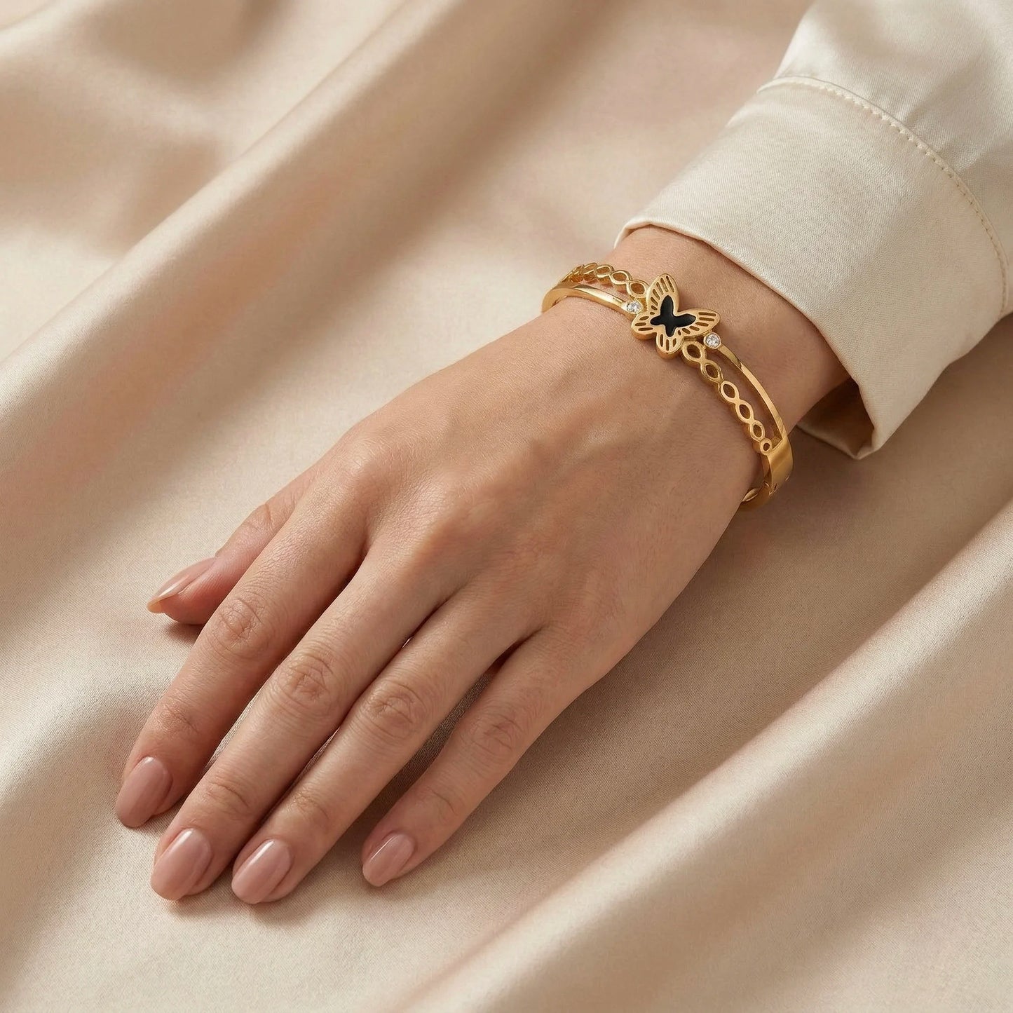 18Kt Gold Plated Elegant Butterfly Bangle Bracelet